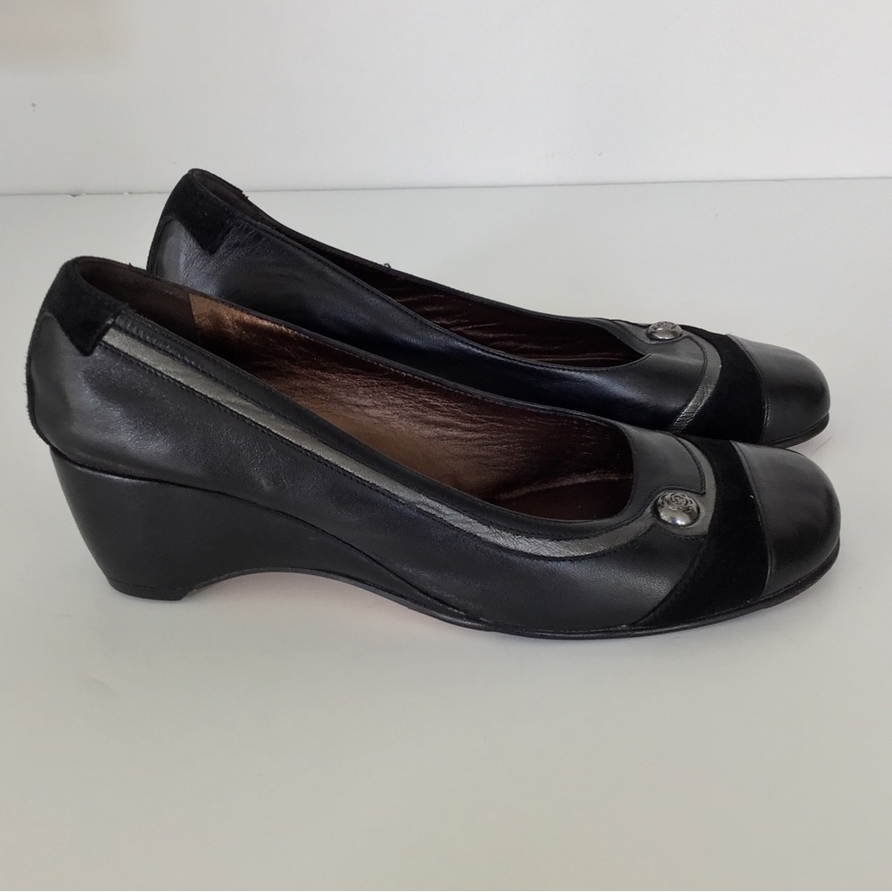 Taryn Rose Black Leather Wedge Heel 7.5 NEW